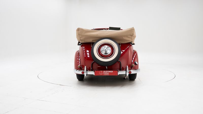 Mercedes-Benz 170 SB Cabriolet 8