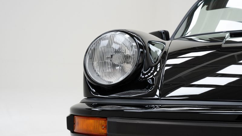 Porsche 911 930 Turbo 16