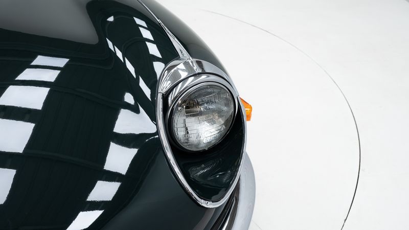 Jaguar E-Type 4.2 S2 12