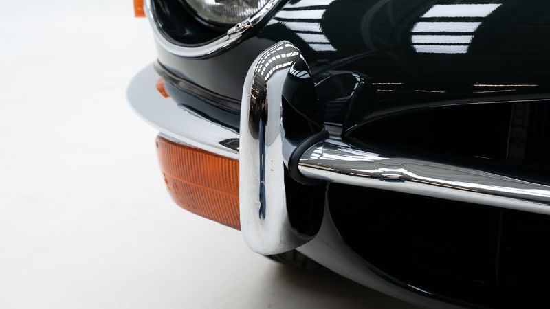 Jaguar E-Type 4.2 S2 14