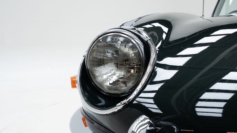 Jaguar E-Type 4.2 S2 18