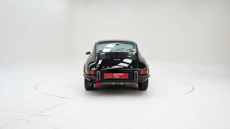 Porsche 911 2.4 S 8