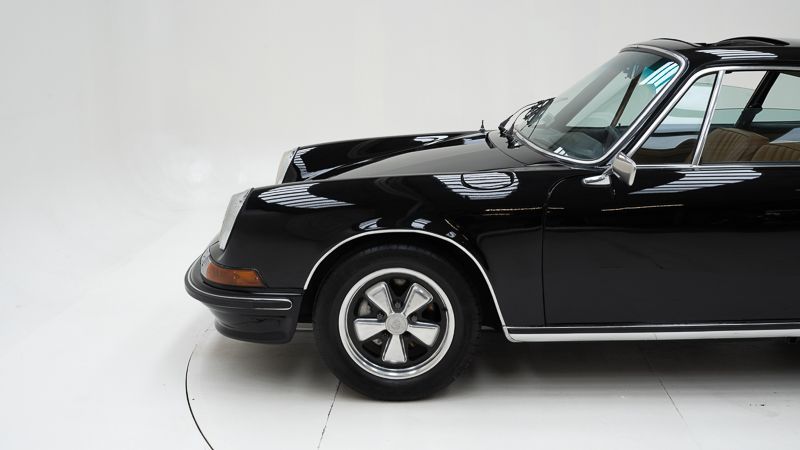 Porsche 911 2.4 S 21
