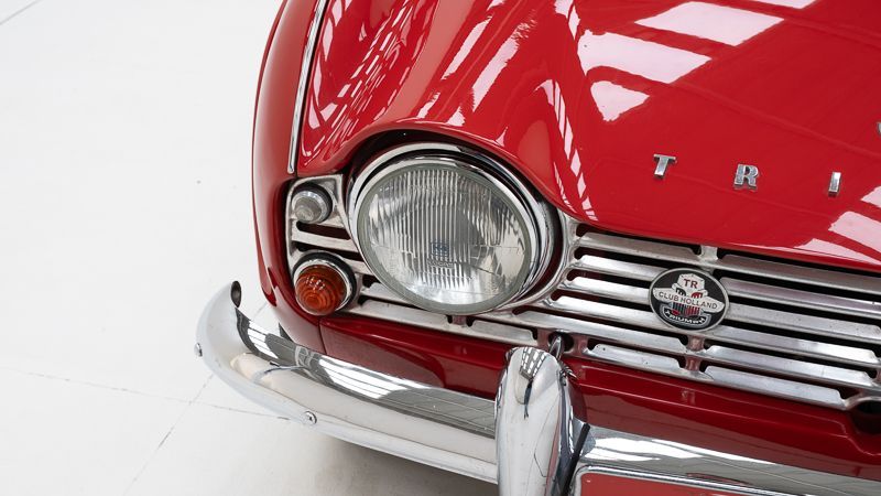 Triumph TR4 + Overdrive 11