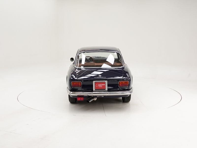 Alfa Romeo 1750 GT Veloce Bertone 8