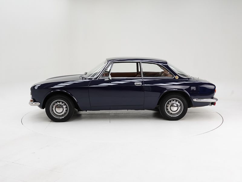 Alfa Romeo 1750 GT Veloce Bertone 9
