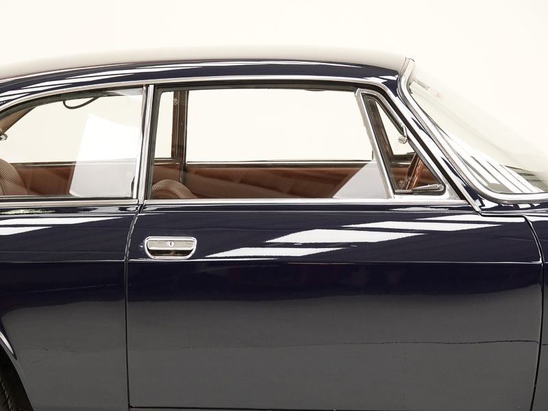 Alfa Romeo 1750 GT Veloce Bertone 19