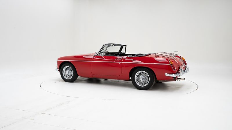MG B 5