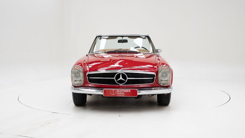 Mercedes-Benz 250 SL + Hardtop 11