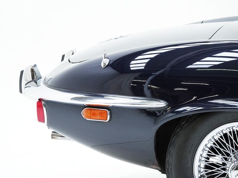Jaguar E-Type Series 3 V12 18