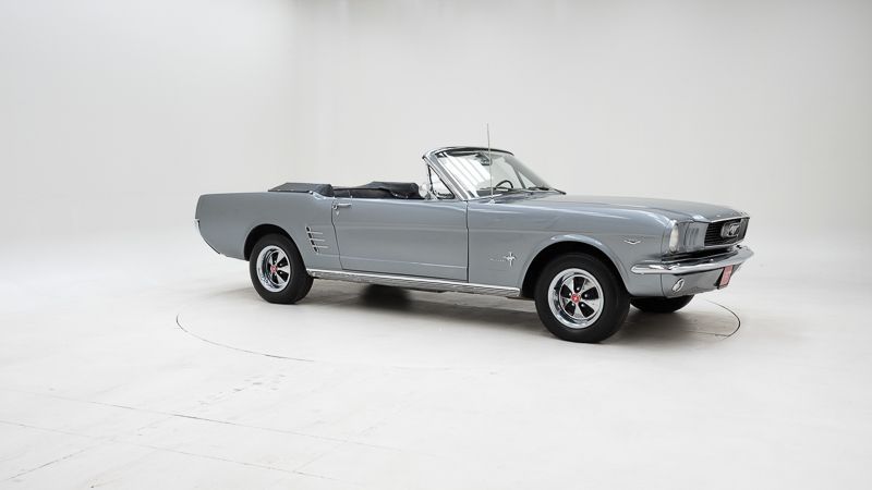 Ford Mustang Cabrio V8 4