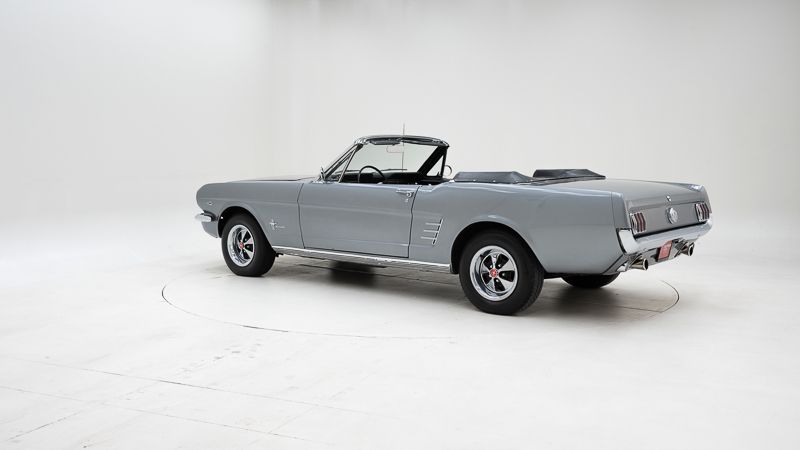 Ford Mustang Cabrio V8 5