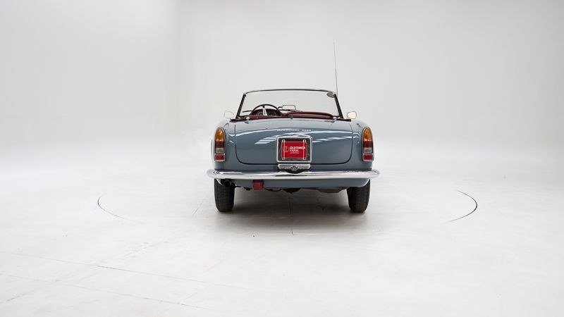 Alfa Romeo 2600 Spider Cabriolet 8