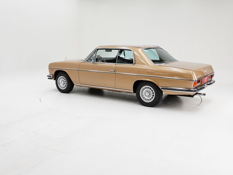 Mercedes-Benz 250 CE 4