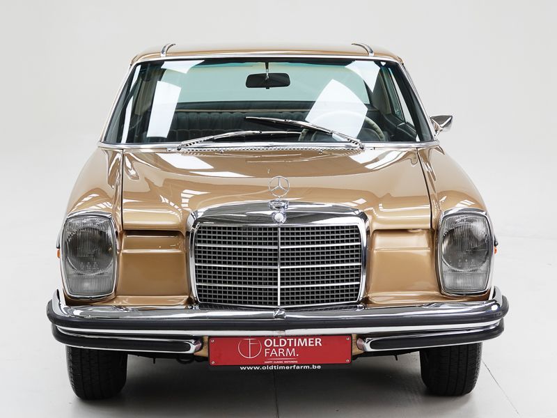 Mercedes-Benz 250 CE 21