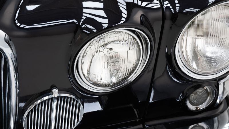Jaguar 420 G 13