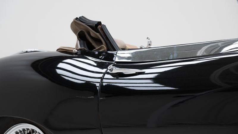 Jaguar E-type Series 2 4.2 15