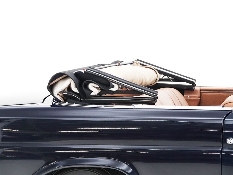 Mercedes-Benz 220 SE Cabriolet 14