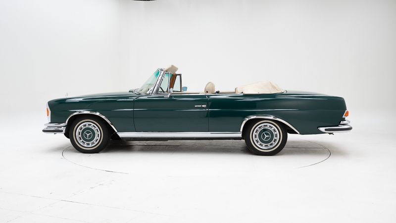Mercedes-Benz 280 SE Cabriolet 9