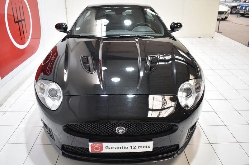 Jaguar XKR-S 12