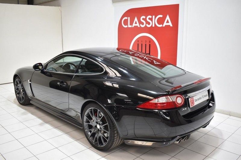 Jaguar XKR-S 16