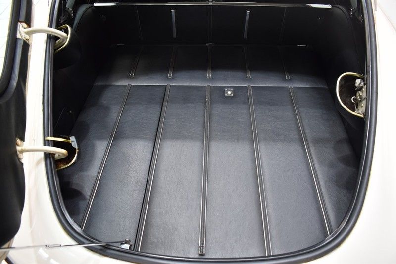Jaguar Type E Coupé 4.2l Série 2 9