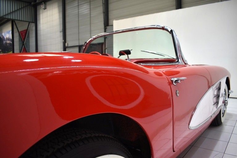 Chevrolet Corvette C1 Cabriolet 21
