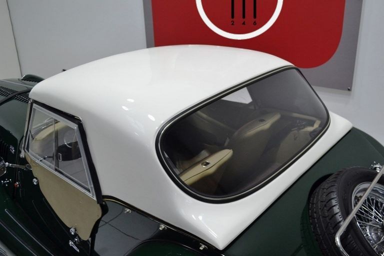 Morgan Plus 4 Hard Top 13