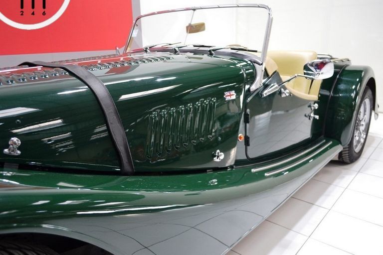 Morgan Plus 4 Hard Top 17