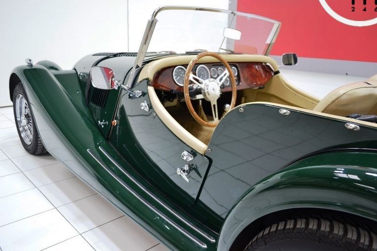 Morgan Plus 4 Hard Top 18