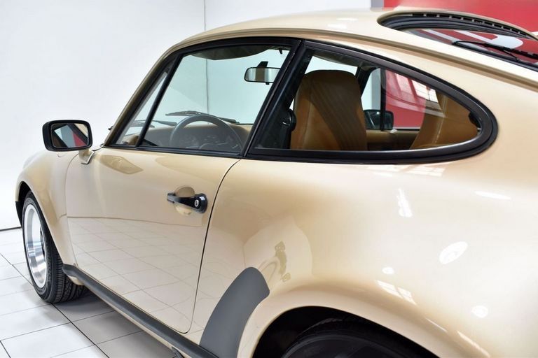 Porsche 930 Turbo 3.0 15