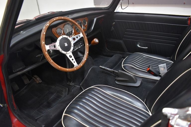 Triumph Spitfire MK2 8