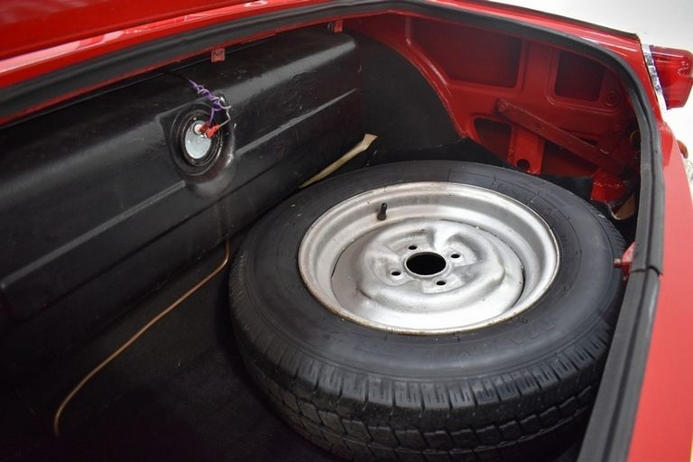 Triumph Spitfire MK2 18