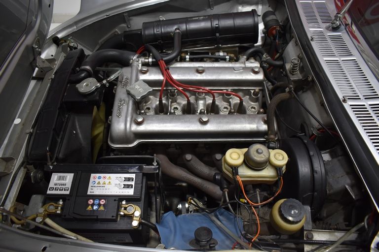 Alfa Romeo Spider 1300 Junior 11