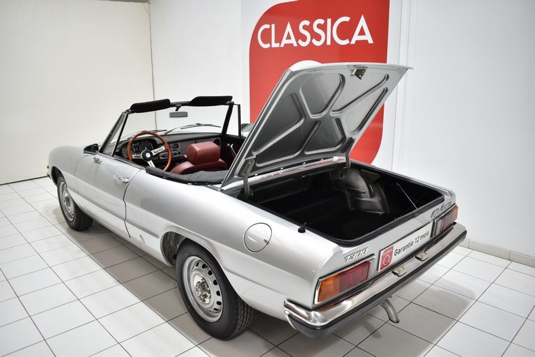 Alfa Romeo Spider 1300 Junior 18