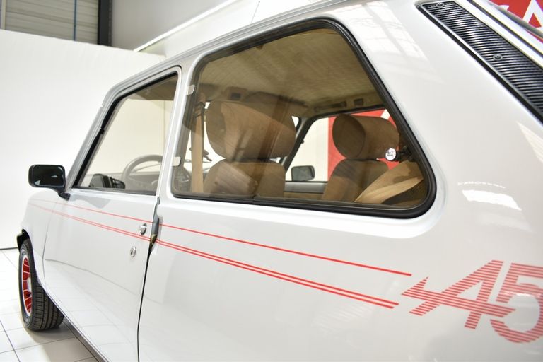Renault 5 Alpine Turbo 15