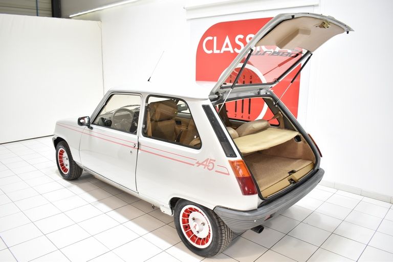 Renault 5 Alpine Turbo 17