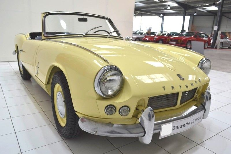 Triumph Spitfire MK2 11