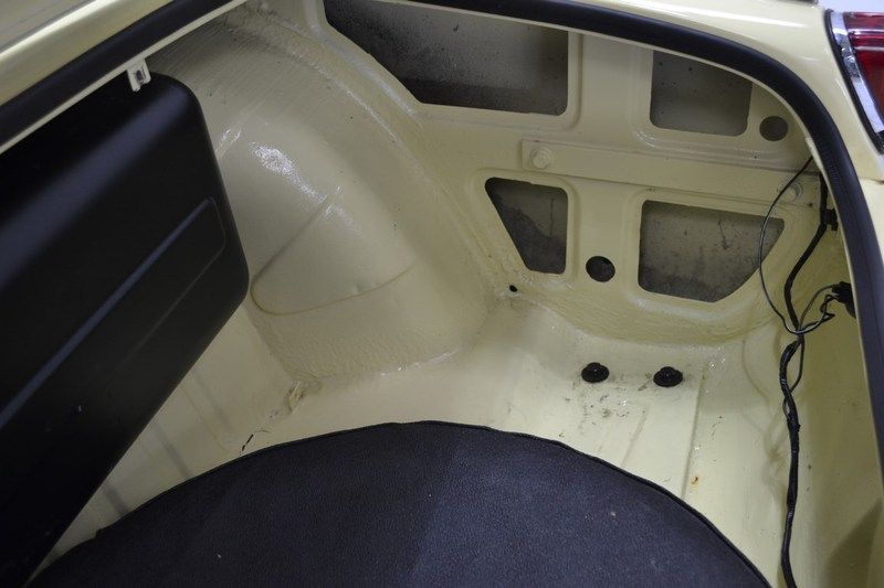 Triumph Spitfire MK2 19