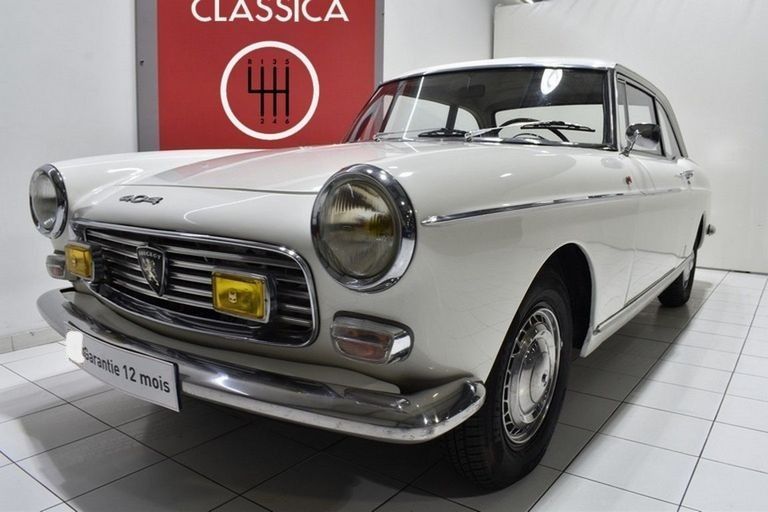 Peugeot 404 Coupé 13