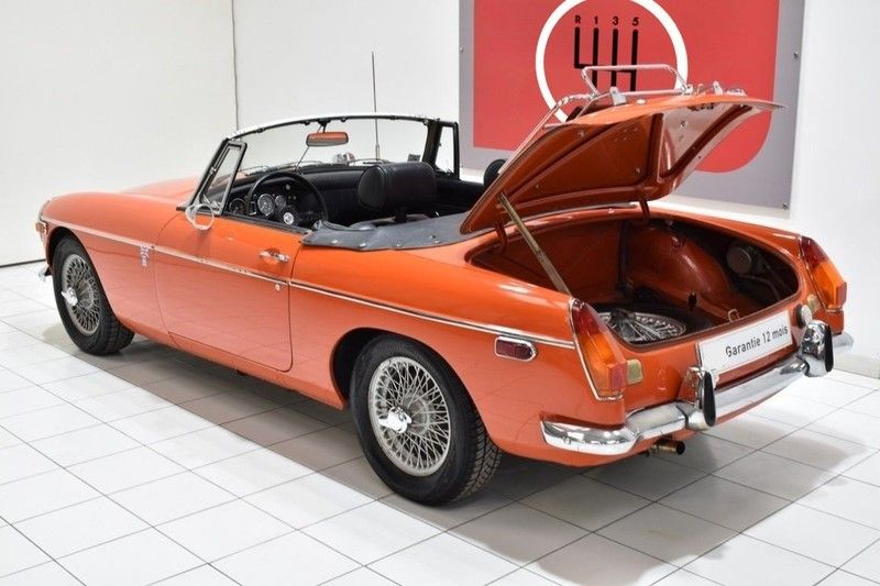 MG B 17