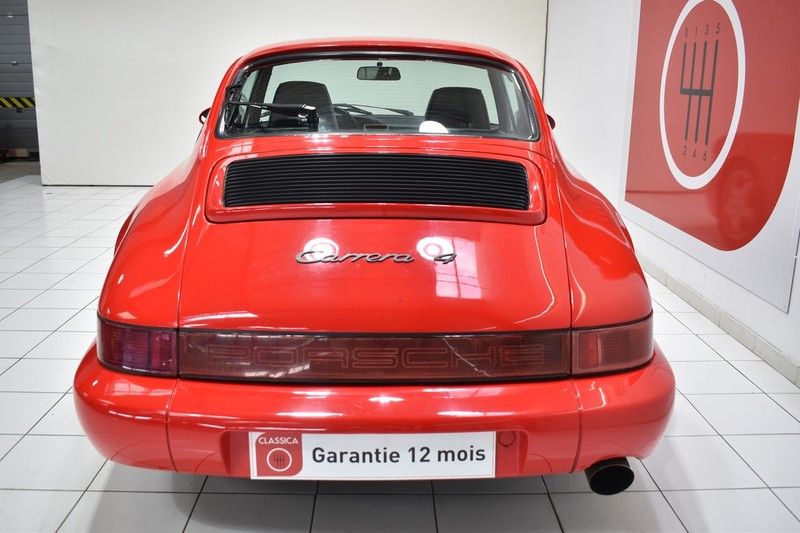 Porsche 964 Carrera 4 7