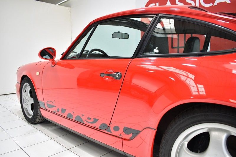 Porsche 964 Carrera 4 16