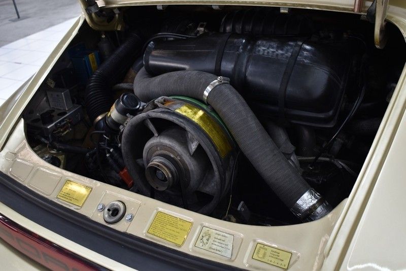 Porsche 911 2.7l Targa 20