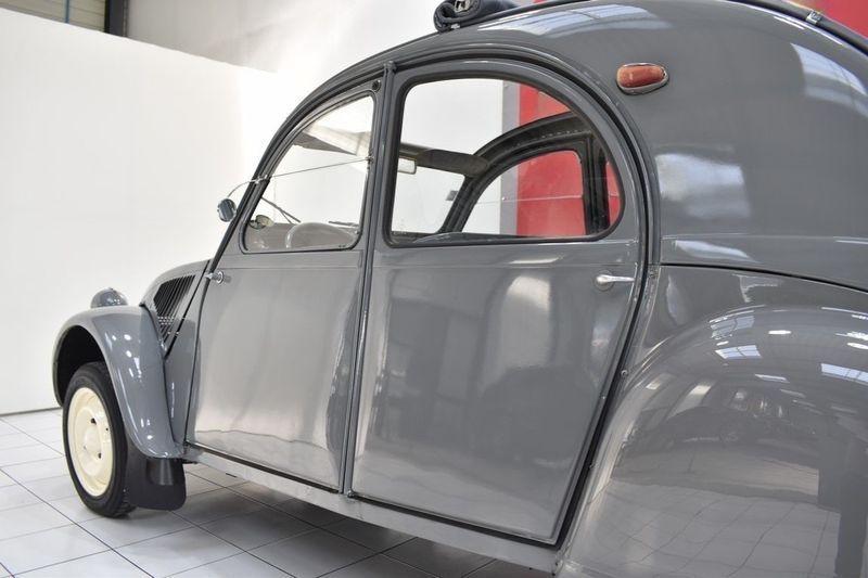 2 CV AZ 16