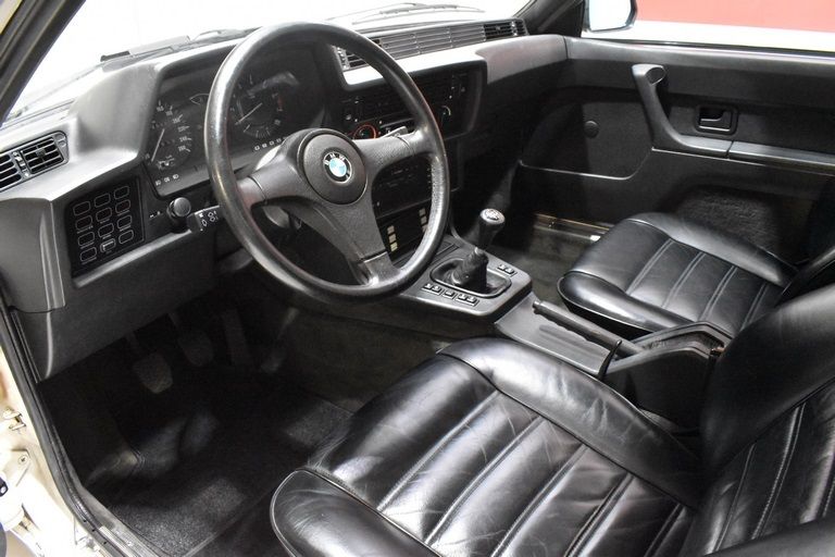 BMW 635 CSI 8