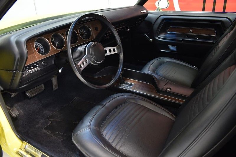 Dodge Challenger 340 CI 7