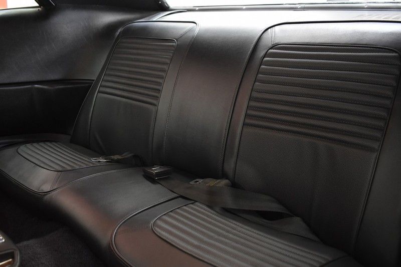 Dodge Challenger 340 CI 8