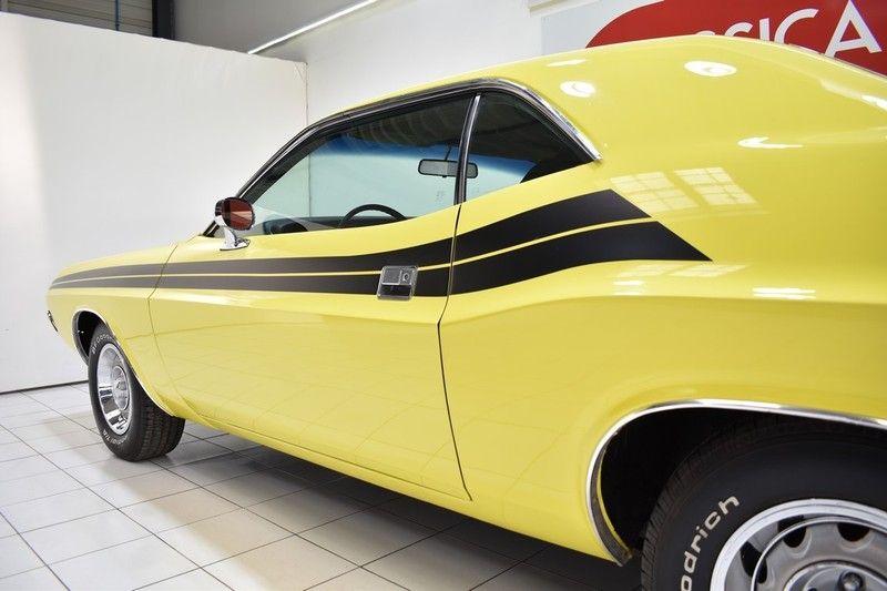 Dodge Challenger 340 CI 15
