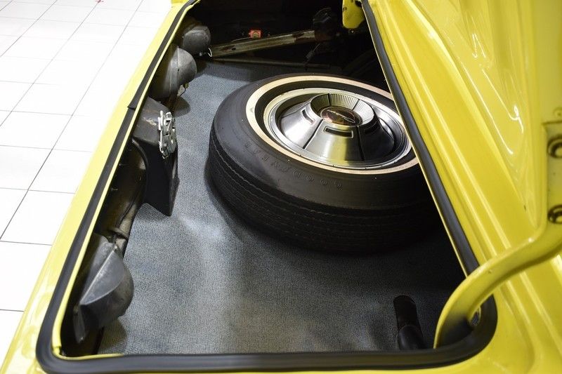 Dodge Challenger 340 CI 19